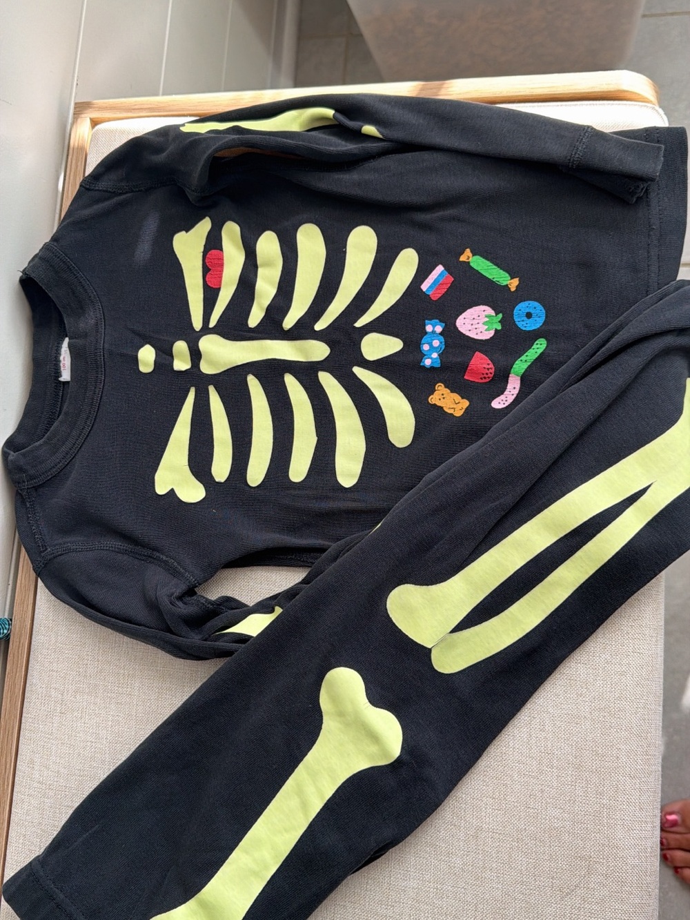 Kids Glow Skeleton Two-Piece Top and Pants - Black/Neon Yellow